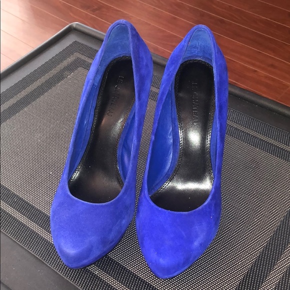 Le Chateau shoes . Heels. Royal blue - Picture 4 of 7